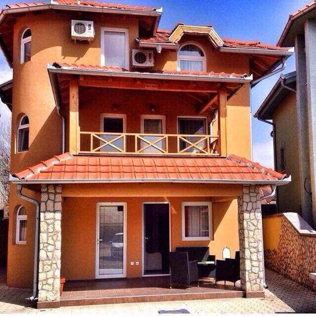 Sobe Alex Apartment เวลิโก กราดิชเต ภายนอก รูปภาพ